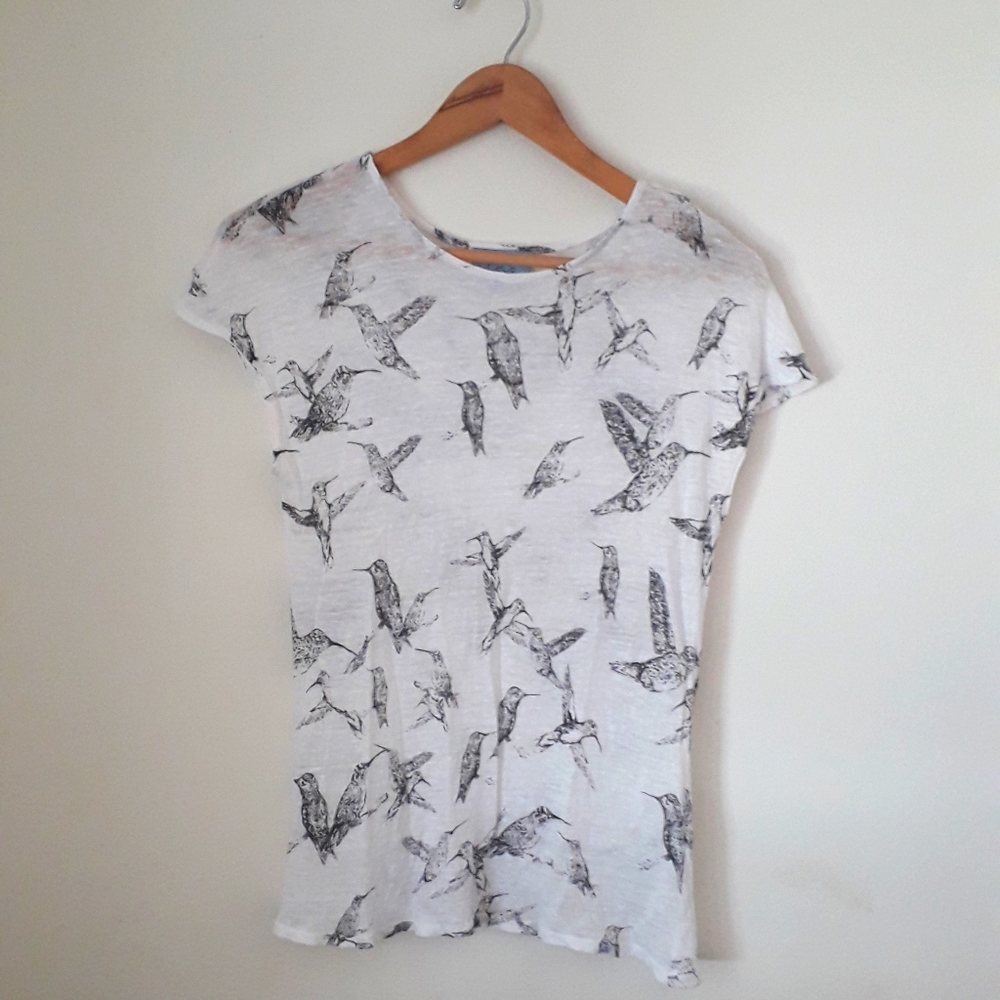CeCe Bird Print 100% linen Tee Shirt